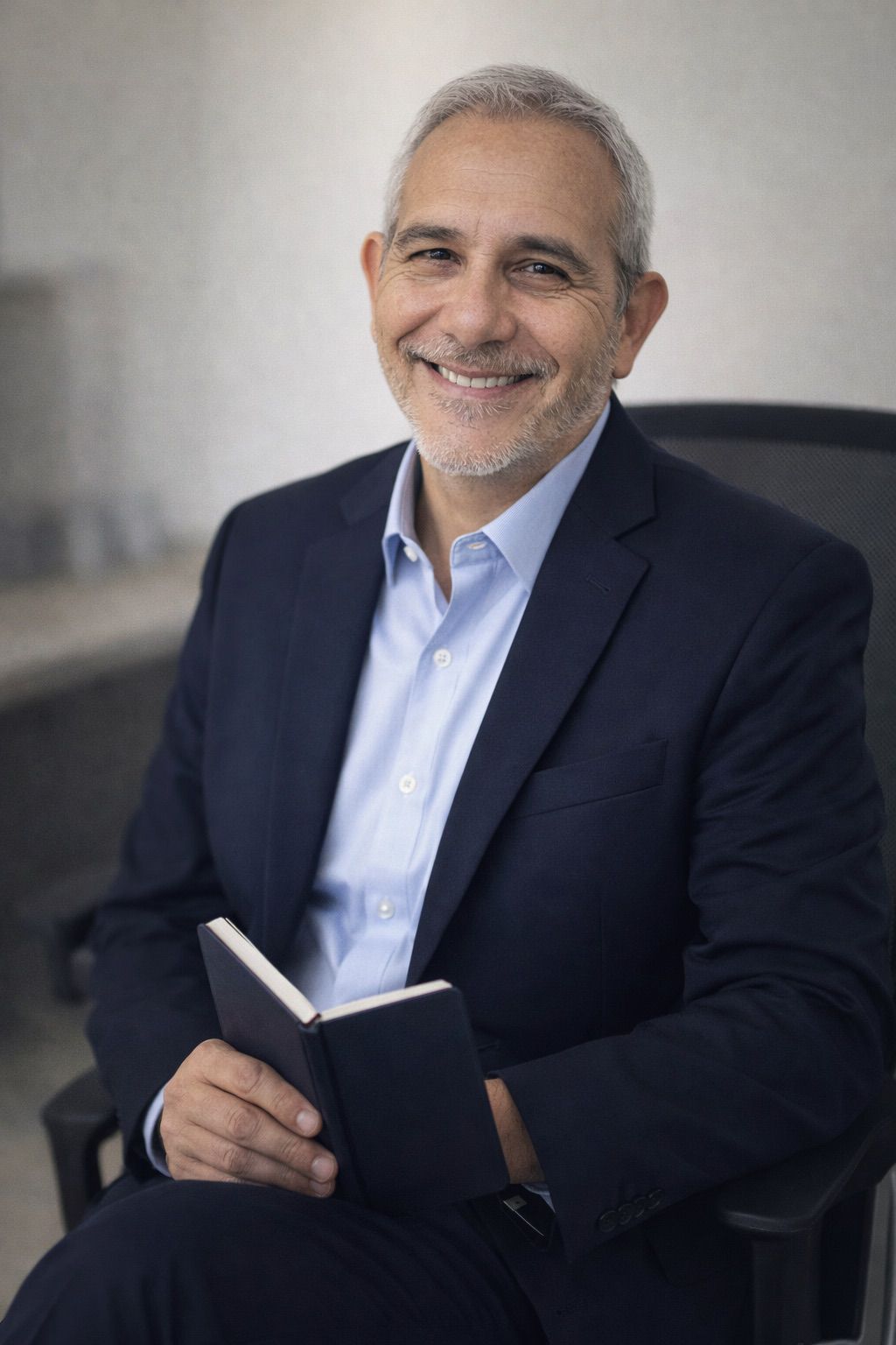 Dr. Hernán Cuadrado